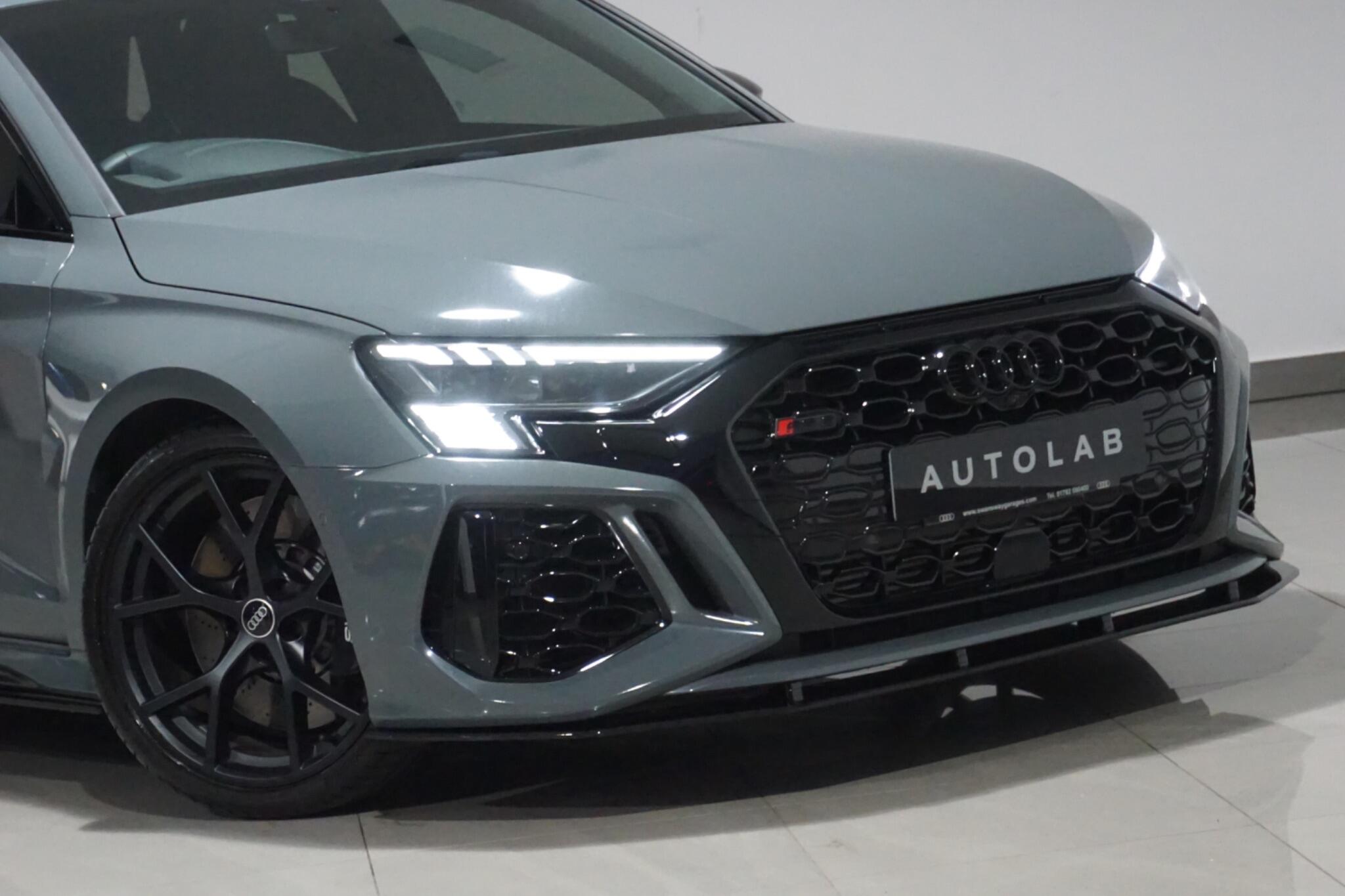 Audi RS3 2.5 TFSI Carbon Black Sportback S Tronic quattro Euro 6 (s/s) 5dr